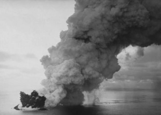Birth of Surtsey in 1963 © NOAA