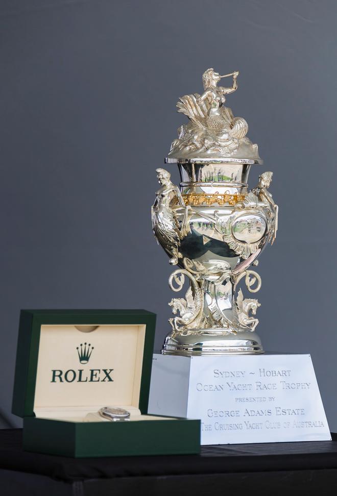 Prizegiving ceremony - Rolex timepiece and trophy © Rolex / StudioBorlenghi / Stefano Gattini