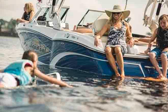 Chill out and discover boating week © Boating Industry Association