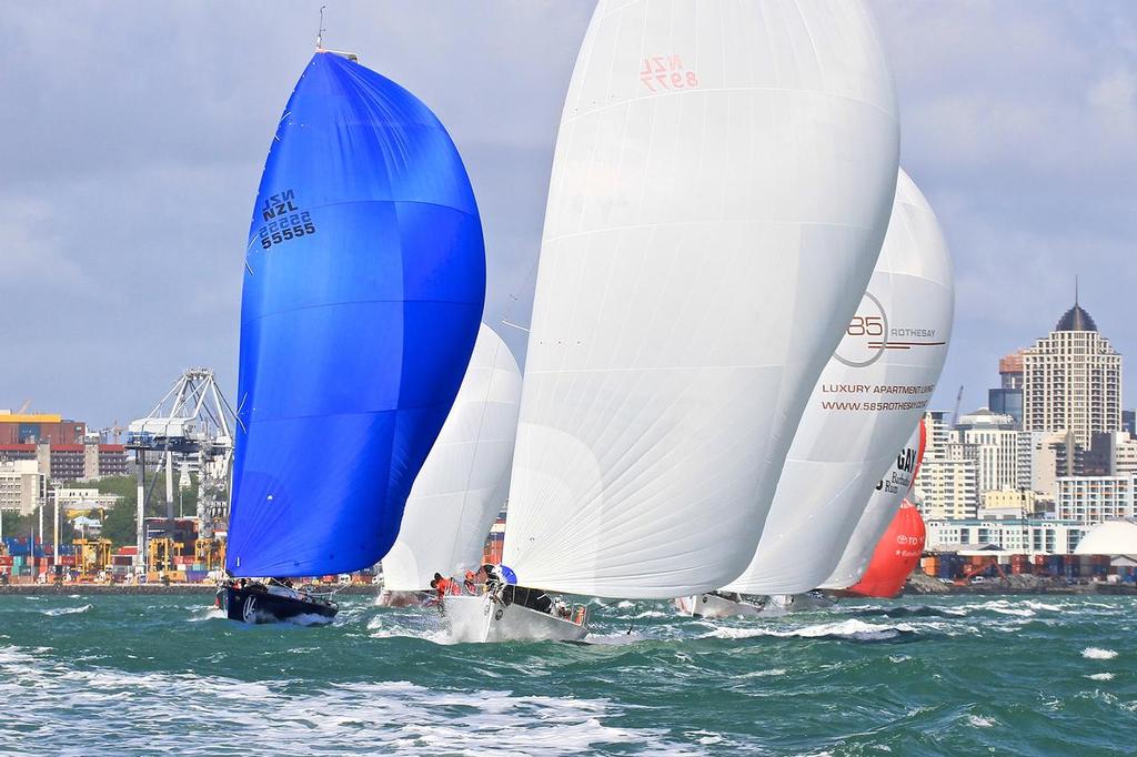 Start of PIC Coastal Classic - October 21, 2016 - photo copyright Richard Gladwell www.photosport.co.nz taken at  and featuring the  class