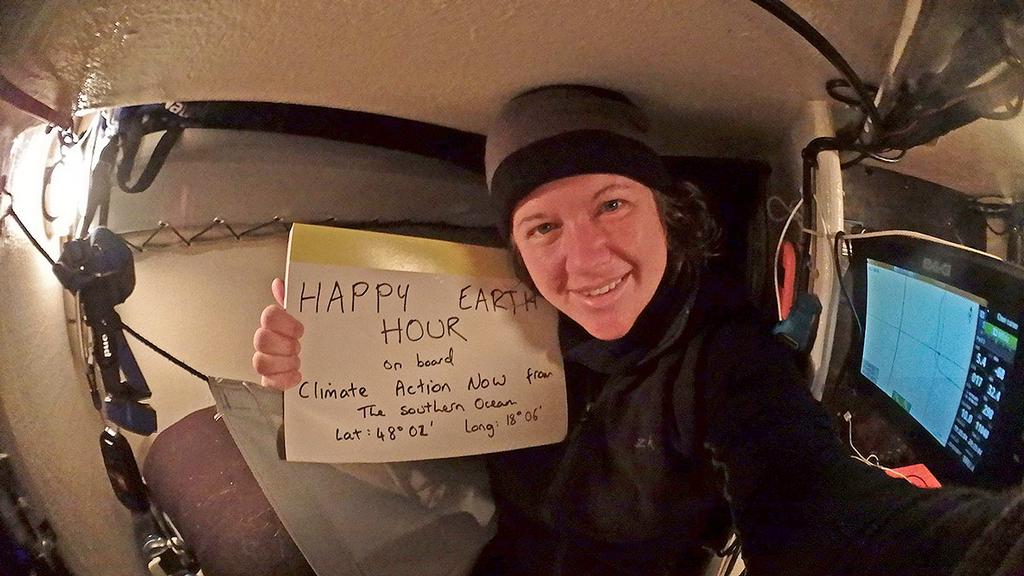 Lisa Blair celebrates Earth Hour from the Southern Ocean © Lisa Blair