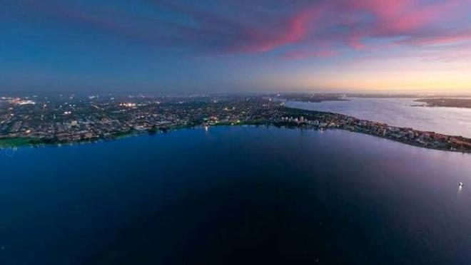 Swan River looking towards Fremantle - Viper 640 World Titles - Perth 2018 © Viper 640 http://viper640.org/