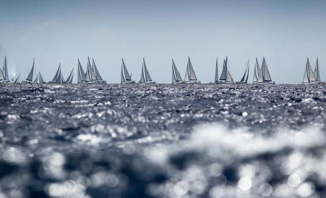 An impressive bareboat fleet racing on Fever-Tree Race Day © Paul Wyeth / www.pwpictures.com http://www.pwpictures.com