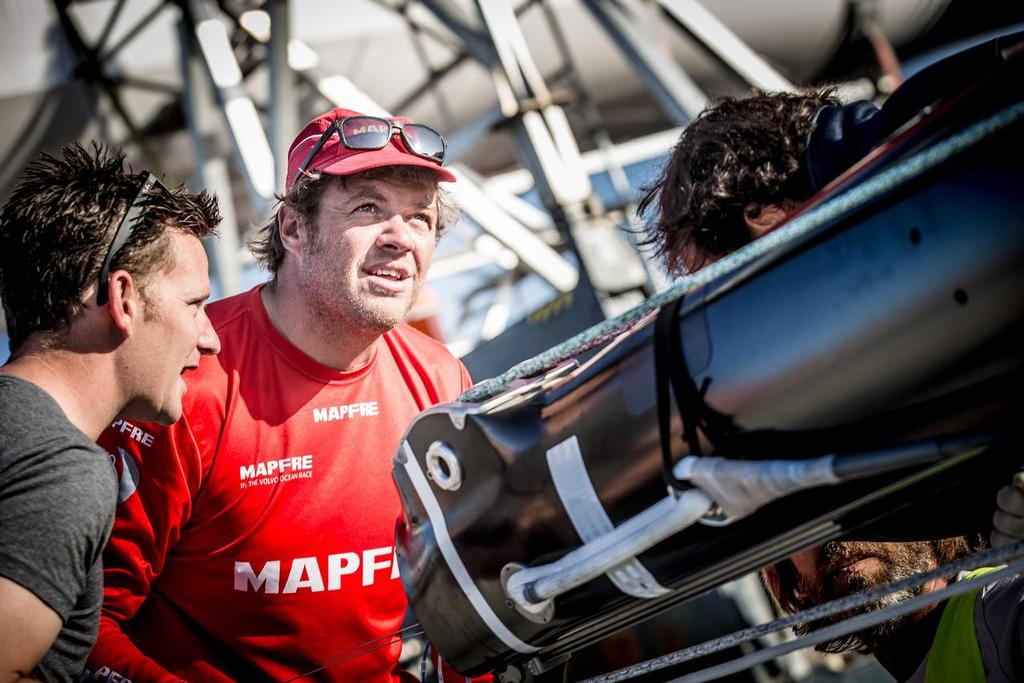  - MAPFRE new mast fitted in Lisbon - Volvo Ocean Race 2017/18 photo copyright  María Muiña / MAPFRE taken at  and featuring the  class