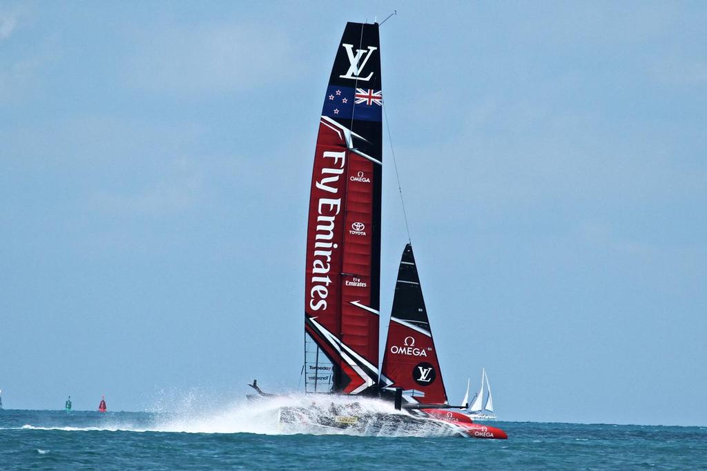 Emirates Team New Zealand - Race 14 - Round Robin 1 - America's Cup 2017, May 29, 2017 Great Sound Bermuda photo copyright Richard Gladwell www.photosport.co.nz taken at  and featuring the  class