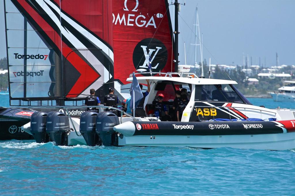Emirates Team New Zealand’ tender pulls alongside after the race. The Measurement representative can just be seen in the aqua colored shirt - Round Robin 2, Day 4 - 35th America’s Cup - Bermuda  May 30, 2017 © Richard Gladwell www.photosport.co.nz