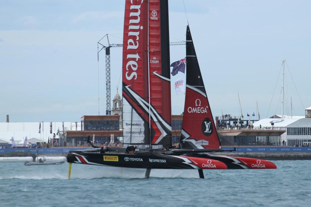 Emirates Team New Zealand - Challenger Final, Race 5 - Day  2 - 35th America's Cup - Day 15 - Bermuda  June 11, 2017 © Richard Gladwell www.photosport.co.nz