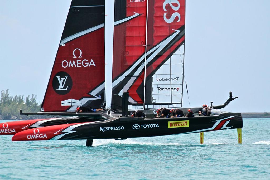 Emirates Team New Zealand and Oracle Team USA - 35th America's Cup Match - Bermuda  June 17, 2017 © Richard Gladwell www.photosport.co.nz