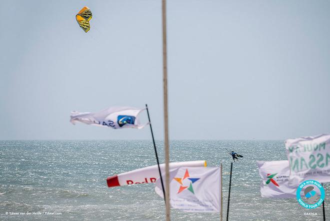 Keahi takes to the skies  - Day 4 - GKA Kite-Surf World Tour Dakhla 2017 ©  Ydwer van der Heide