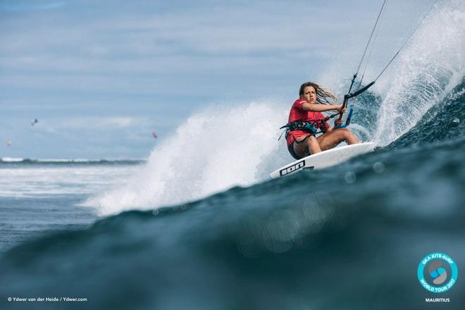 Carla can – GKA Kite-Surf World Tour ©  Ydwer van der Heide
