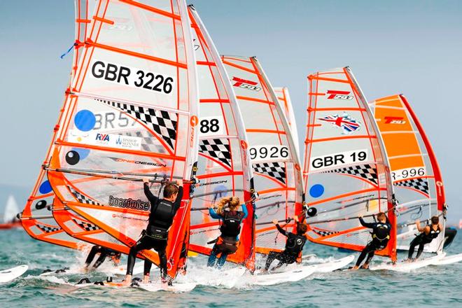 Windsurfer fleet – 2016 Zone Championships ©  Paul Wyeth