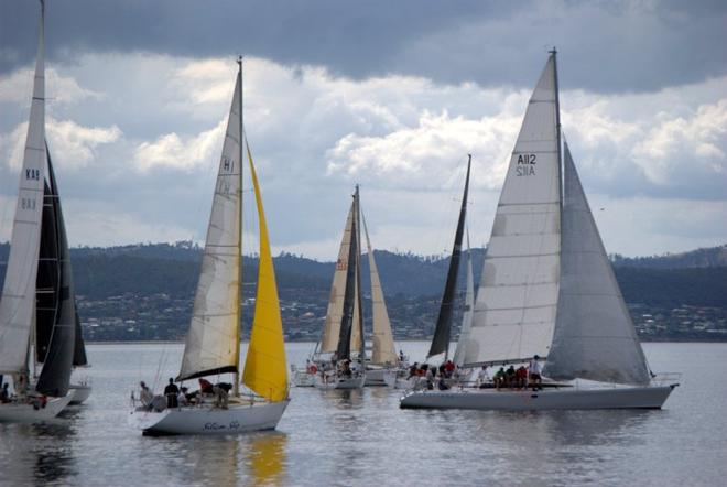 Start of Group 3 in Saturday’s Combined Club Long Race for the Hobart fleet ©  Peter Campbell
