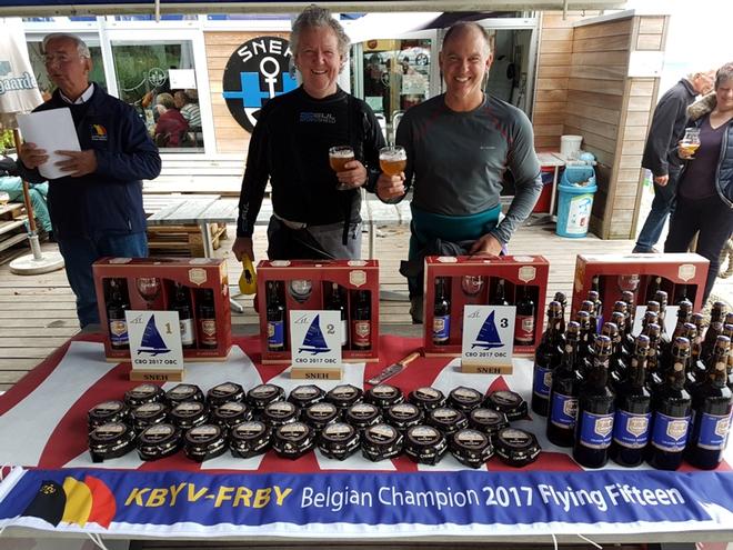 Just for something different John and Bruce enjoying a Chimay beer before presentations – Belgium Nationals ©  John Hassen