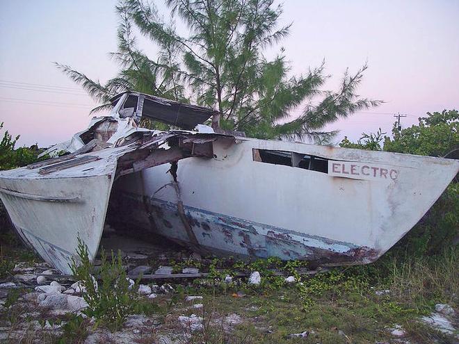 What is left of the plywood trimaran, Tiegnmouth Electron © SW