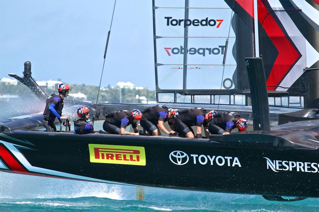 ETNZ’s cyclors pump up the pressure ahead of a Race start, 35th America’s Cup, Bermuda, June 12, 2017 © Richard Gladwell www.photosport.co.nz
