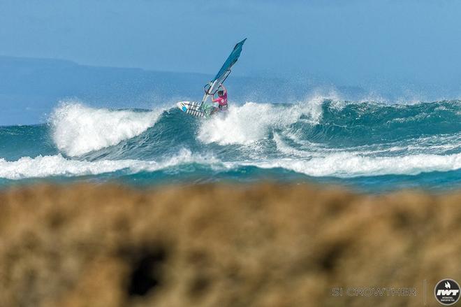 Sarah Hauser - The Aloha Classic 2017 ©  Si Crowther / IWT