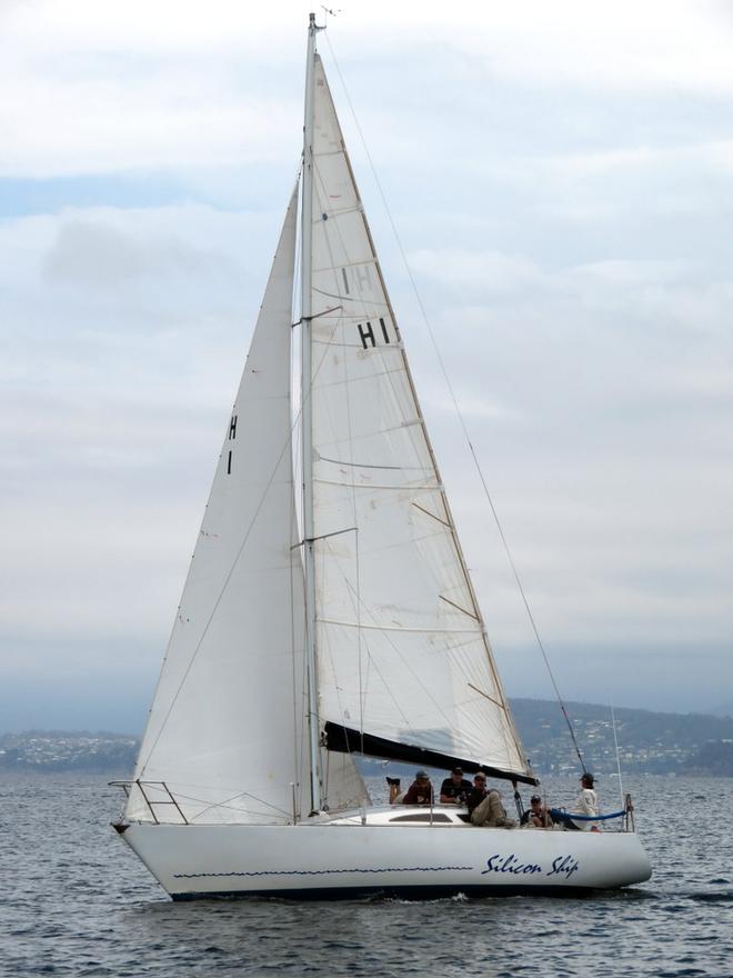 Tasmanian designed and built Knoop 32 Silicon Ship won Group 3 (PHS) on the Derwent on Saturday. ©  Michelle Denney