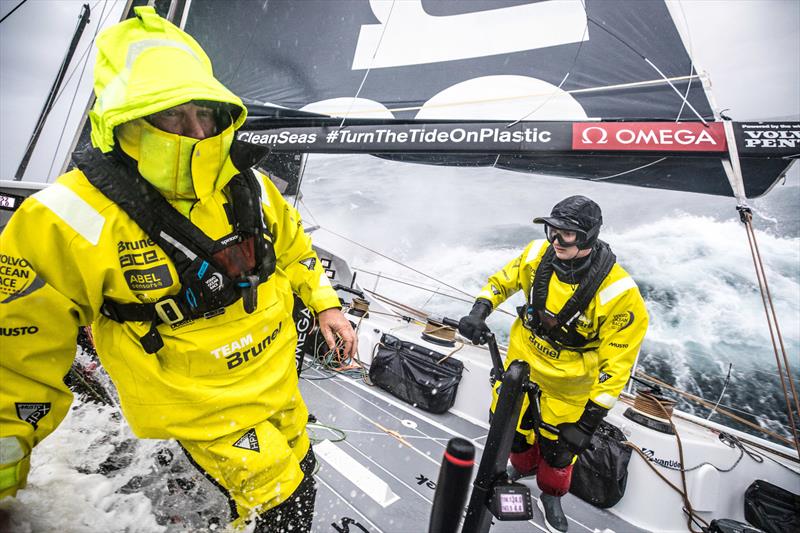 Leg 3, Cape Town to Melbourne, day 04, on board Brunel, Andrew Cape came on deck to help to set up the 3rd riff in the mainsail, Kyle Langford at the pedestsal. - photo © Ugo Fonolla / Volvo Ocean Race
