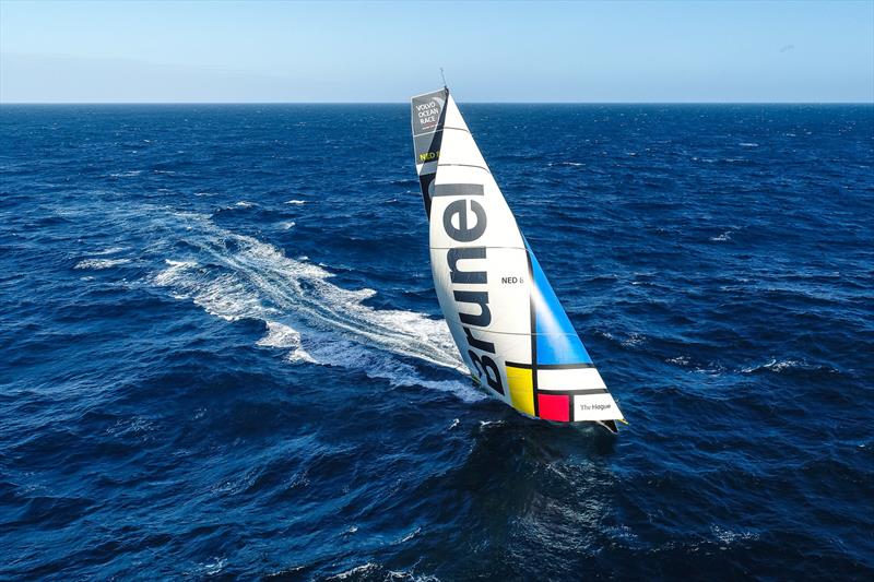 Leg 3, Cape Town to Melbourne, day 08, on board Brunel, boat after pilling to MH0. - photo © Ugo Fonolla / Volvo Ocean Race