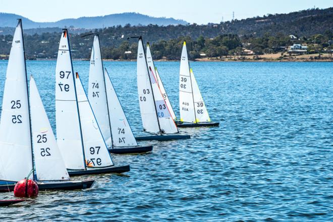 Ross Bennett (39) dominates the start - 2018 ARYA Ten Rater National Championships - Day 2 - photo © Robert Gavin