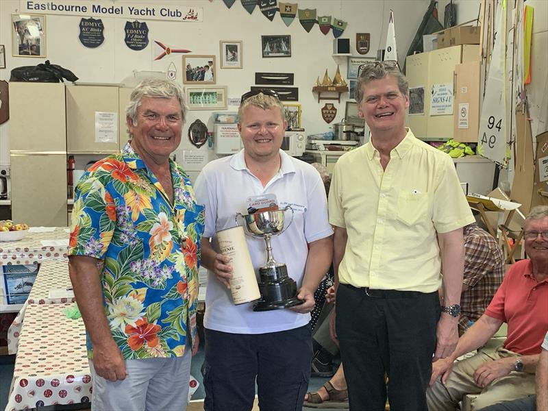 Rob Walsh wins the 2019 UK IOM Nationals at Eastbourne & District Model Yacht Club photo copyright Sue Brown / Catsails taken at Eastbourne & District Model Yacht Club and featuring the One Metre class