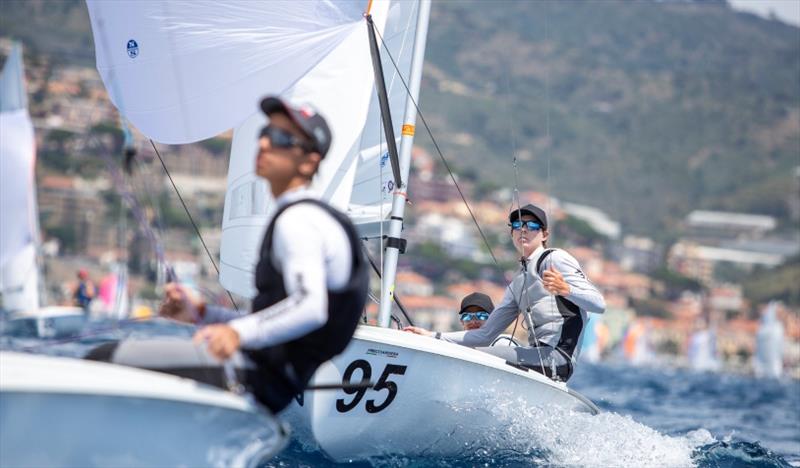 The team of Tommy Sitzmann/Luke Woodworth (bow #95) claimed the Worlds title in the Mixed Division. - photo © Andrea Lelli