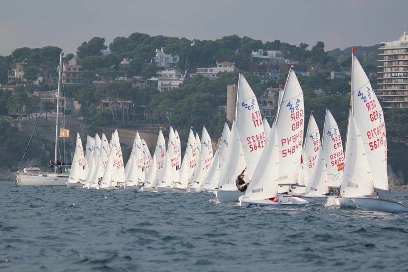 Palamos Christmas Race 2021 photo copyright Jon Cawthorne taken at Club de Vela Palamos and featuring the 420 class