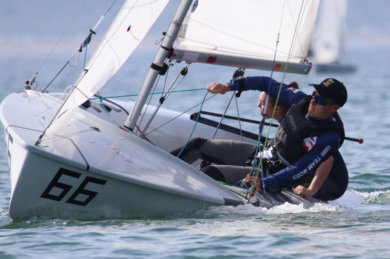 Tilda Brayshay and Charlie Howard roll tack during 420 GP3 at Warsash photo copyright Jon Cawthorne taken at Warsash Sailing Club and featuring the 420 class