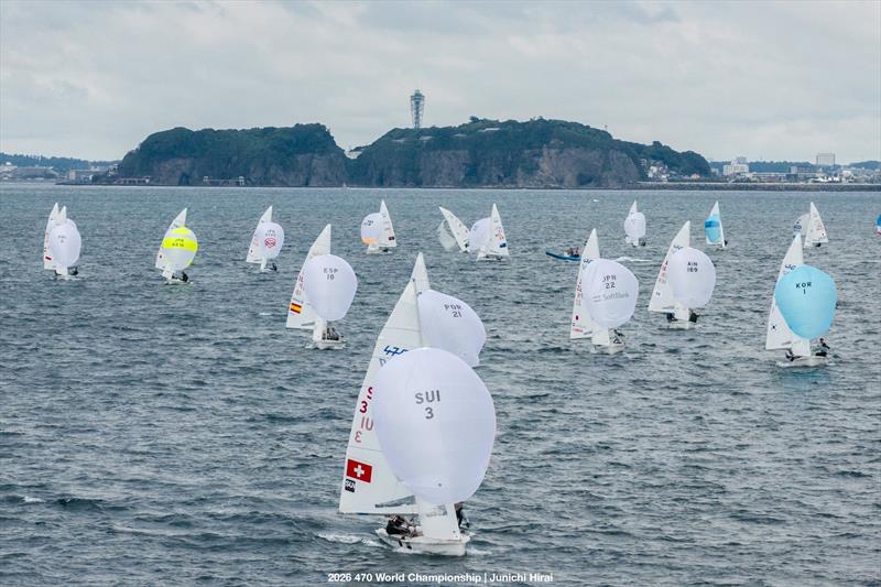 470 World Championship in Enoshima day 2