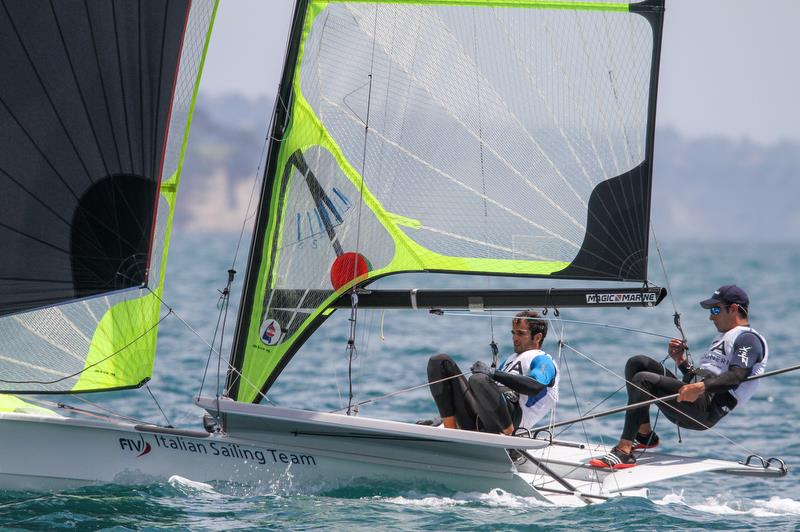 49er - Hyundai Worlds - Day 3 , December 5, , Auckland NZ photo copyright Richard Gladwell taken at Royal Akarana Yacht Club and featuring the 49er class