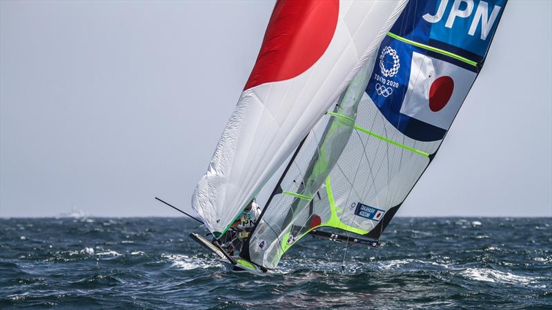 Tokyo2020 - Day 4 - July, 28, - Enoshima, Japan. Leo Takahashi and Ibuki Koizumi - 49er - caught mid-gybe photo copyright Richard Gladwell - Sail-World.com / nz taken at  and featuring the 49er class