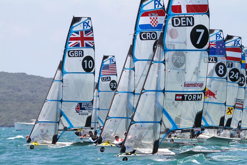 49er FX - Hyundai Worlds - Day 2 , December 4, , Auckland NZ photo copyright Richard Gladwell / Sail-World.com taken at Royal Akarana Yacht Club and featuring the 49er FX class