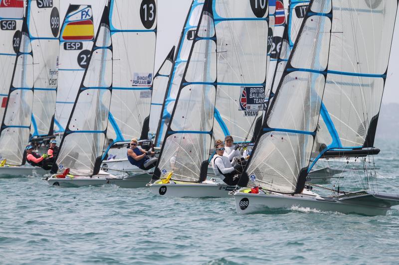 49er FX - Hyundai Worlds - Day 4, December 6, , Auckland NZ photo copyright Richard Gladwell / Sail-World.com taken at Royal Akarana Yacht Club and featuring the 49er FX class