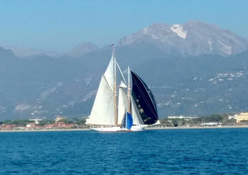 Tara against Orion at the Viareggio Classic Regatta photo copyright Paolo Maccione taken at Club Nautico Versilia and featuring the 5.5m class