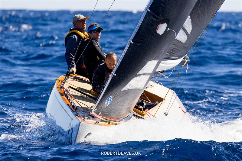 Kukururu photo copyright Robert Deaves taken at  and featuring the 5.5m class