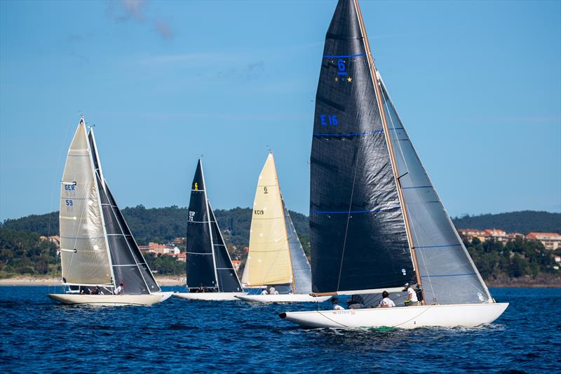 6 Metre Classics sailing in Sanxenxo photo copyright María Muiña taken at Real Club Nautico de Sanxenxo and featuring the 6m class