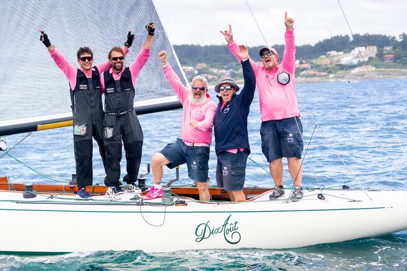 Xacobeo Six Meter World Championship 2022 - Final Day photo copyright María Muiña / Xacobeo 6mR Worlds taken at Real Club Nautico de Sanxenxo and featuring the 6m class