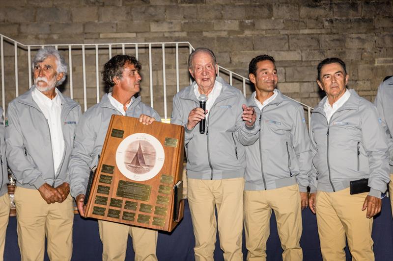 2023 Six Metre World Championship Prize Giving - The Djinn Trophy, for the Classic Division, to His Majesty King Juan Carlos of Spain's Bribon - photo © SailingShots by Maria Muiña