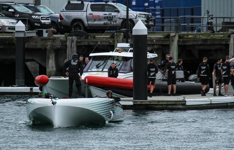 Emirates Team NZ's AC40 - Foiling Trial - September 20, 2022 - photo © Richard Gladwell - Sail-World.com/nz