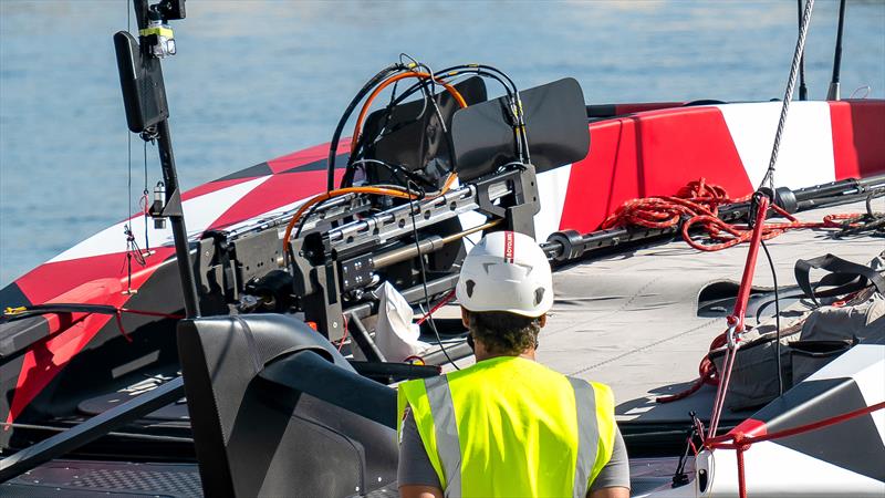 Boomless mainsail adjuster - Luna Rossa Prada Pirelli - LEQ12 - October 29, 2022 - Gulf of Cagliari - photo © Ivo Rovira / America'sCup