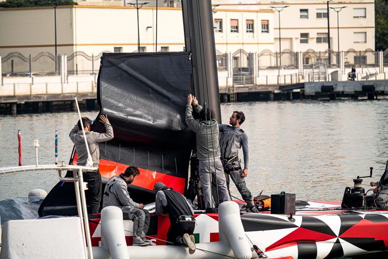 Luna Rossa Prada Pirelli -  LEQ12 - Day 35 - February 24, 2023 - Cagliari - photo © Ivo Rovira / America'sCup