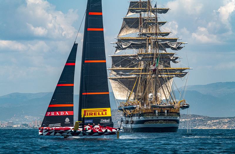 www.sail-world.com