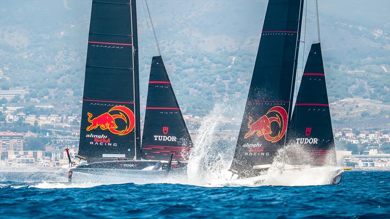 Valencia Sailing: Azzurra scores 2-0 shut out of Emirates Team New