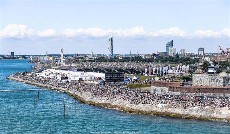 Huge crowds watch the action at Louis Vuitton America's Cup World Series Portsmouth - photo © Ricardo Pinto / ACEA 2016
