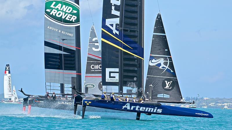 Artemis Racing and Land Rover BAR - Race 4 - Qualifiers - Day 1, 35th America's Cup, Bermuda, May 27, 2017 photo copyright Richard Gladwell taken at  and featuring the AC50 class