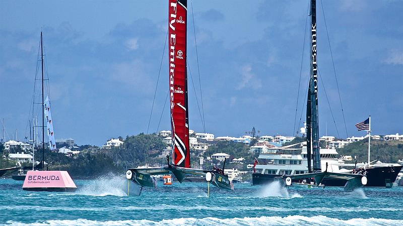 Barker draws first blood at Mark 1 - Race 9 - America's Cup Qualifier - Day 2, May 28, 2017 photo copyright Richard Gladwell taken at  and featuring the AC50 class