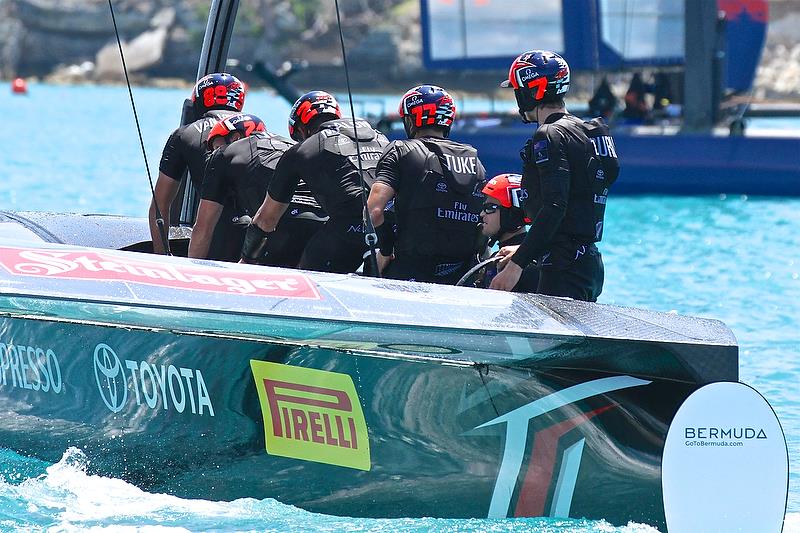 The ETNZ peloton packs low, with skipper Glenn Ashby even lover - Race 1, Round Robin2, America's Cup Qualifier - Day 4, May 30, 2017 - photo © Richard Gladwell