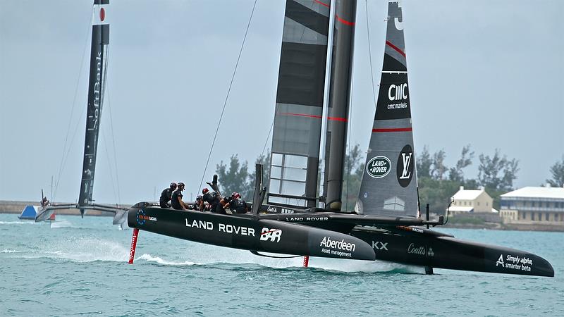 Land Rover BAR gets a massive start on Softbank Team Japan - Race 13 - Round Robin2, America's Cup Qualifier - Day 8, June 3, 2017 (ADT) photo copyright Richard Gladwell taken at  and featuring the AC50 class