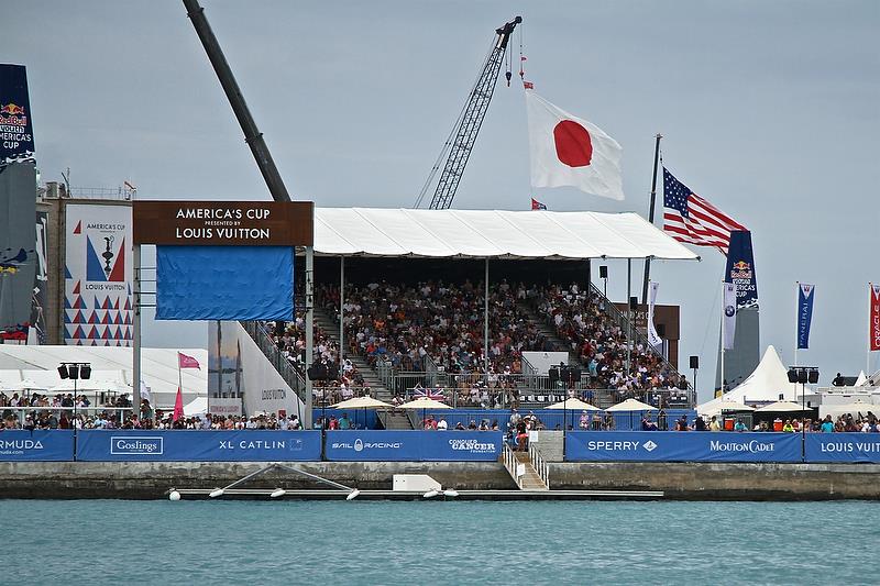 Crowd in the stands - Round Robin 2, Day 8 - 35th America's Cup - Bermuda June 3, 2017 photo copyright Richard Gladwell taken at  and featuring the AC50 class
