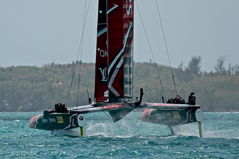 As bad as it gets. Emirates Team NZ had the fastest `bottom of tack` speeds of any of the other five teams. Here she is going through head wind while still staying safely foiling. Leg 5 - Race 5, Semi-Finals - 35th America's Cup, June 8, 2017 photo copyright Richard Gladwell taken at  and featuring the AC50 class